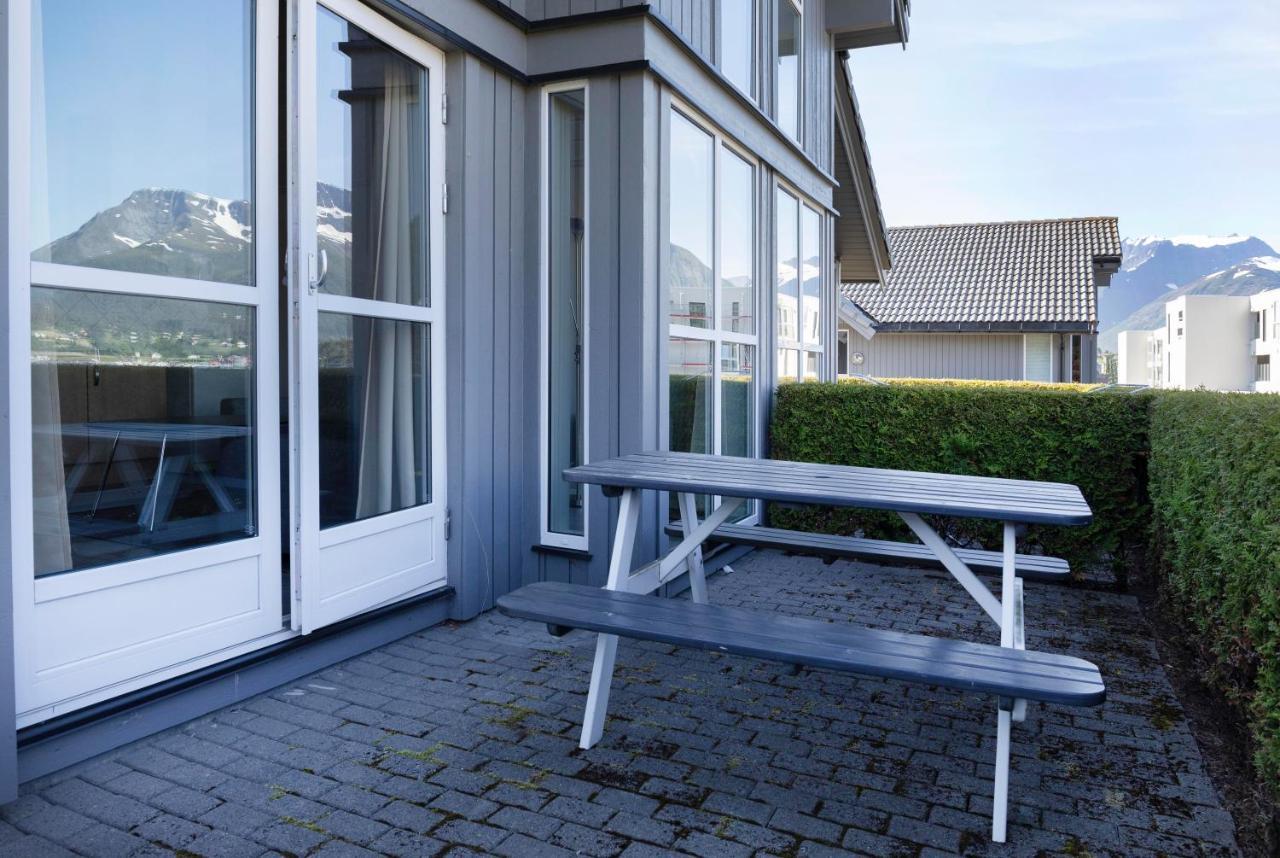 Aursnes Hotell Sykkylven Exteriér fotografie