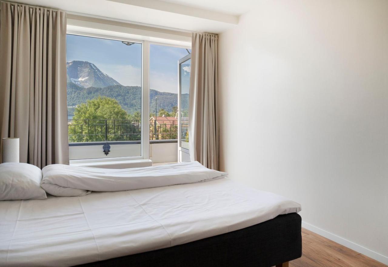 Aursnes Hotell Sykkylven Exteriér fotografie