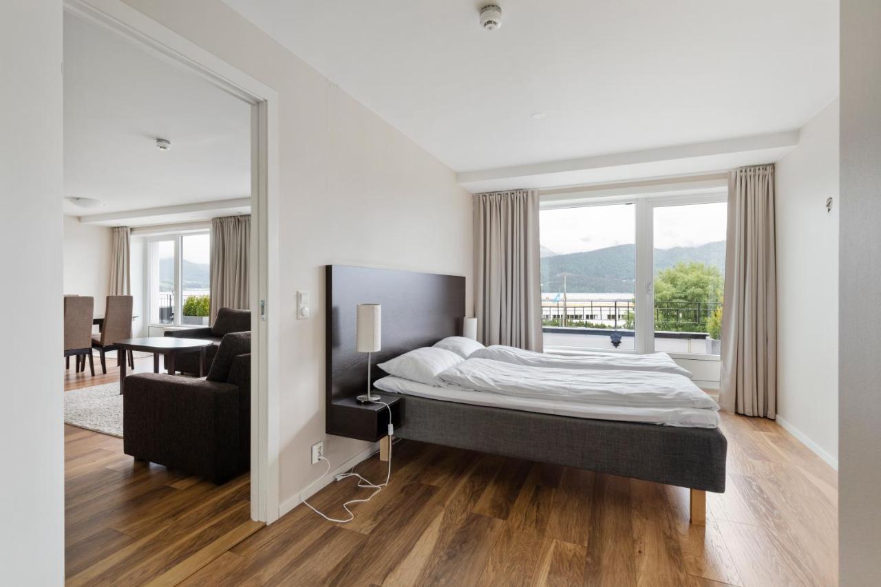 Aursnes Hotell Sykkylven Exteriér fotografie